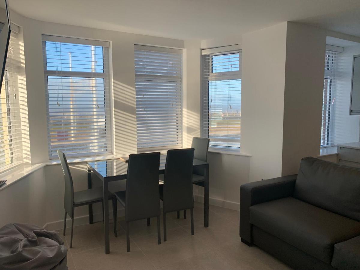 Coastal Plaza Hotel Блекпул Екстериор снимка