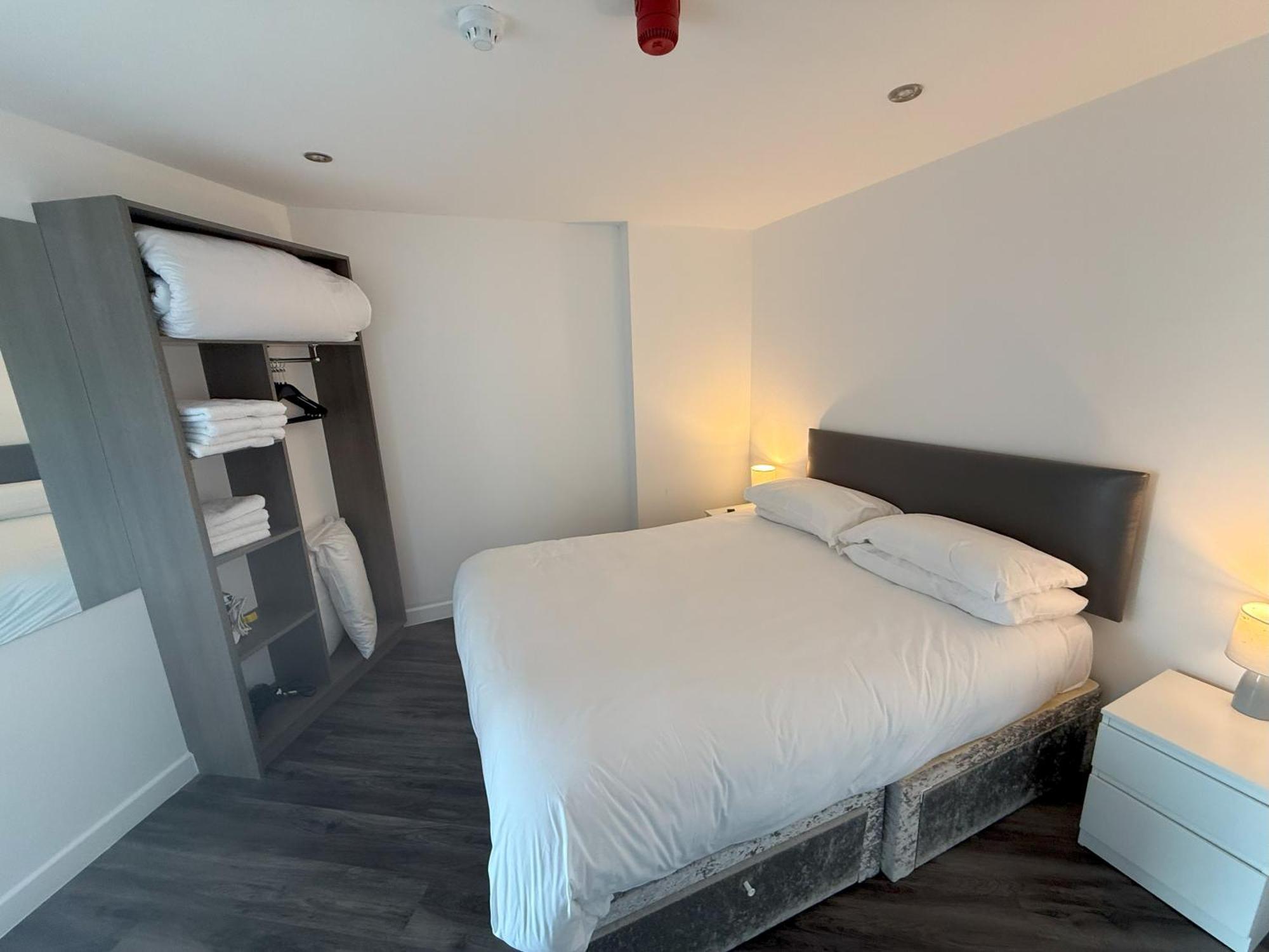 Coastal Plaza Hotel Блекпул Екстериор снимка